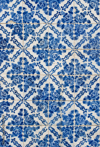 Portuguese glazed tiles 177