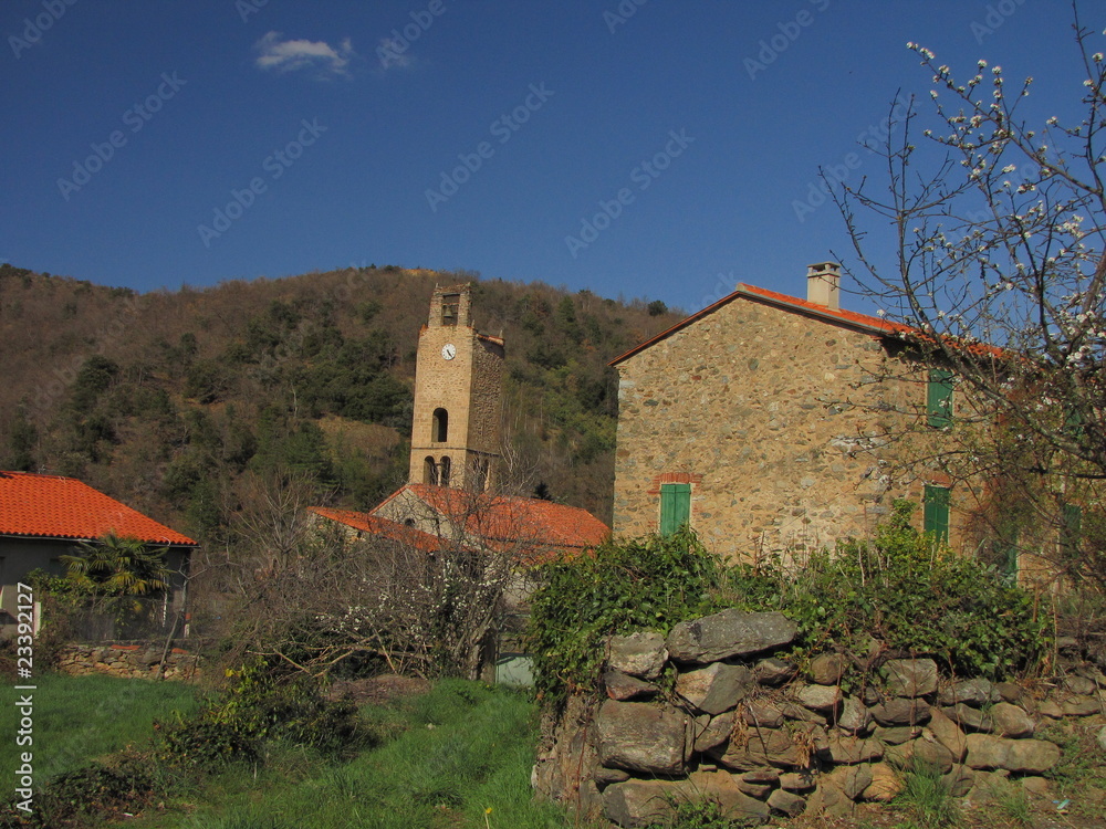 Village du Canigou ; Pyrénées Orientales