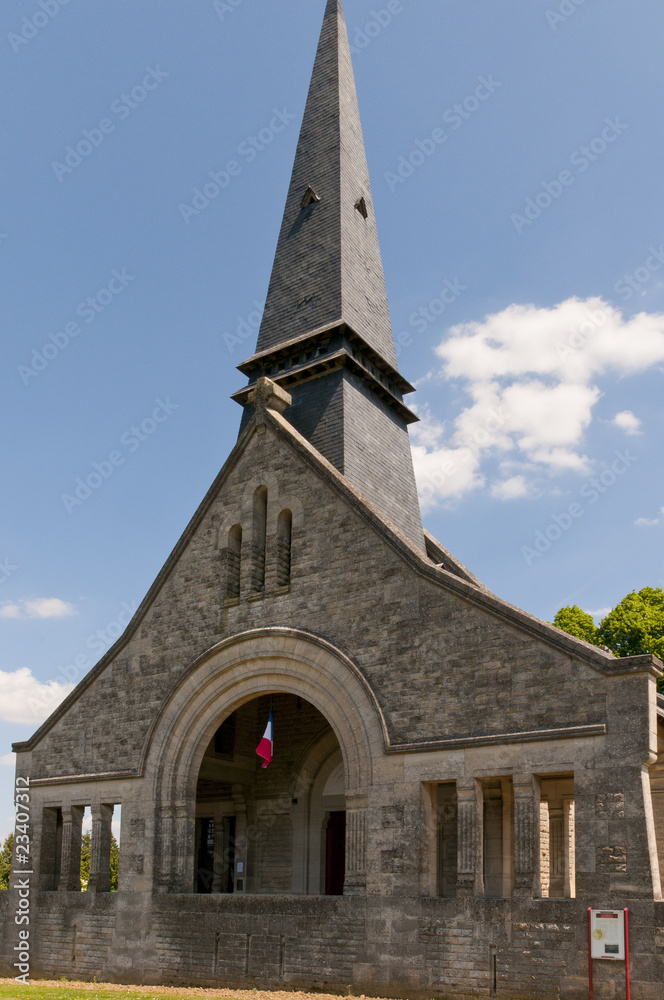 Chapelle du Souvenir françaisde Rancourt (Nécropole française) d Chapelle du Souvenir françaisde Rancourt (Nécropole française) d