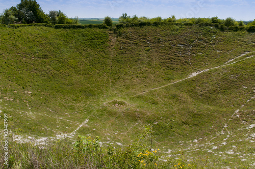 Lochnagar Crater ( La Boisselle ) - Cratère ( trou de mine) vest photo