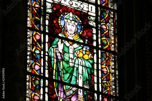 Kirchenfenster Bennokirche München