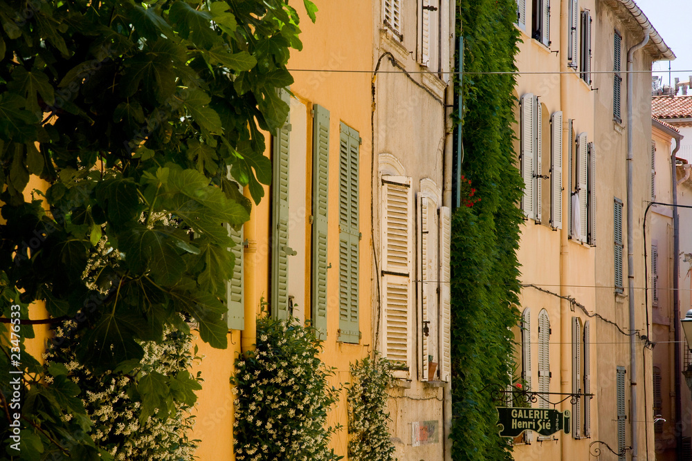 Fototapeta premium Façades de village - Saint Tropez