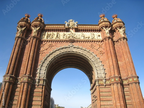 arc de triomphe de barcelone © Lotharingia