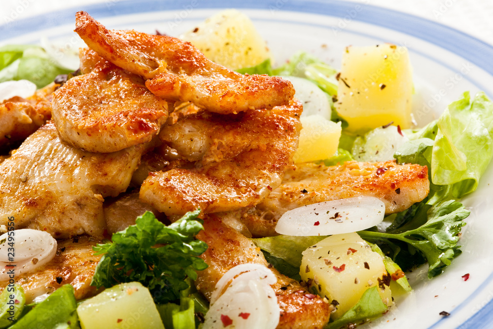 Roasted chicken with vegetable salad