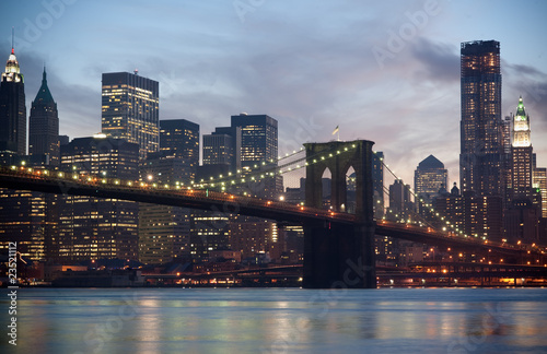Brooklyn Bridge and Manhattan Skyline © redswept