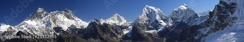 Panorama of Everest from Renjo Pass © davidevison