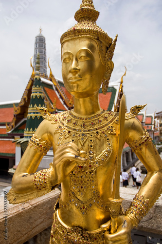 Statue in Grand Palace