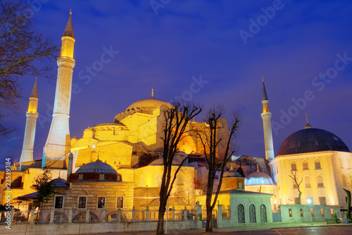 Obraz na płótnie Hagia Sophia at night, HDR image w salonie