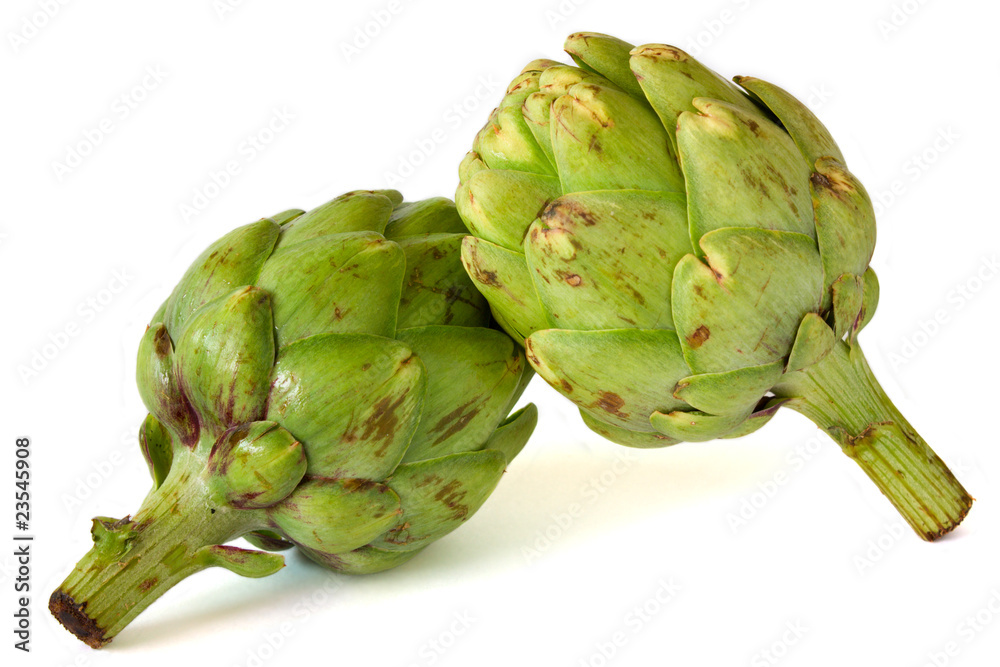 Obraz premium artichokes isolated on white background