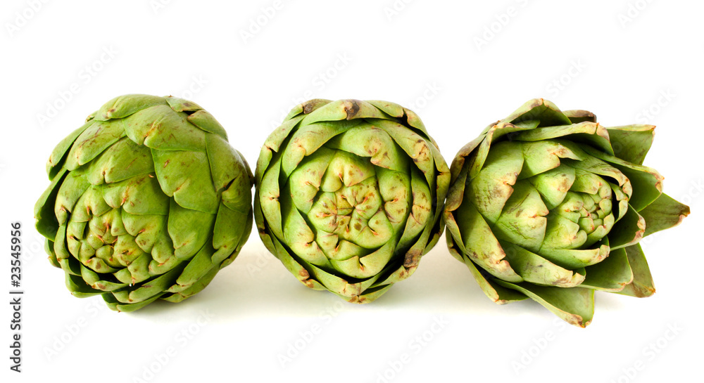 Fototapeta premium artichokes isolated on white background