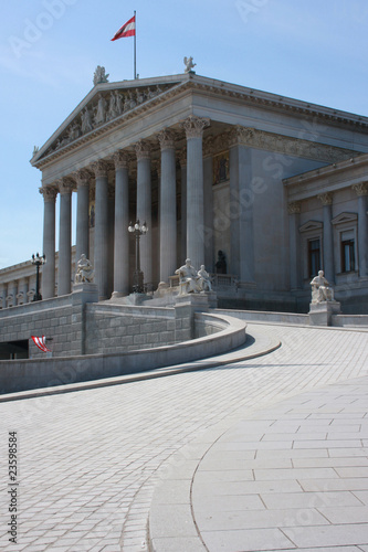 Вена. Здание Парламента