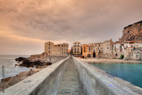 Syracusa -panorama of sea from the the promenade