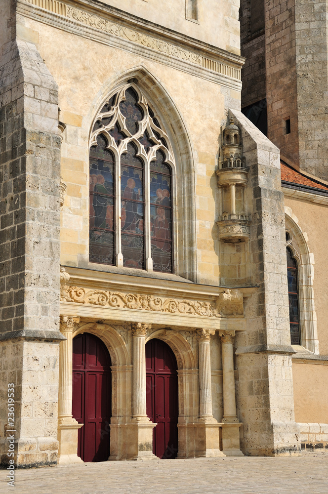 Eglise Saint Aignan à Bonny sur Loire (45)