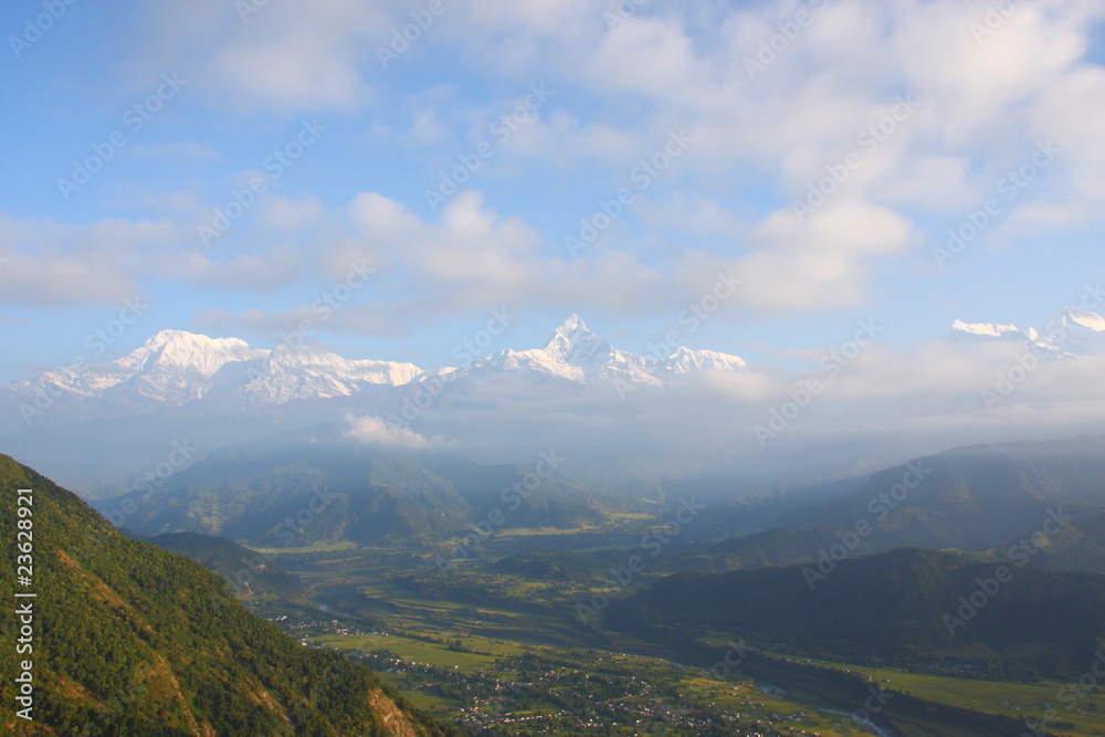 Fototapeta premium Himalaya and Cloud and Blue Sky