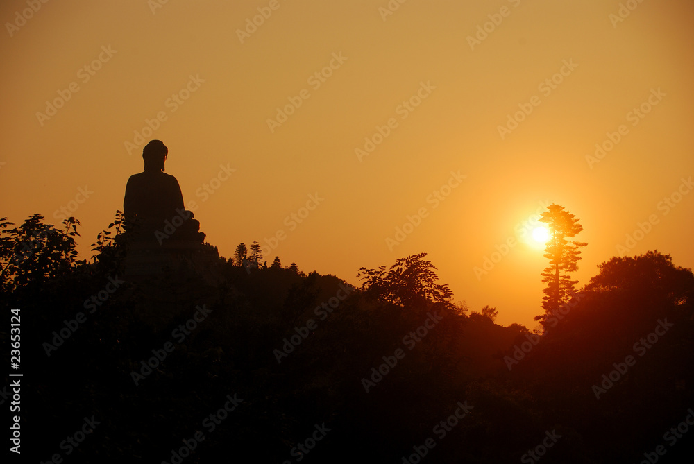 Fototapeta premium Buddha at sunset, Po Lin, Hongkong