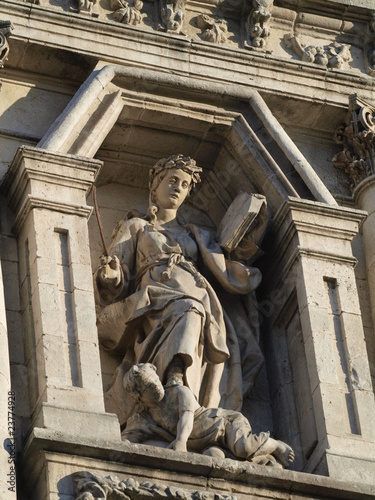 Escultura en la Universidad de Valladolid