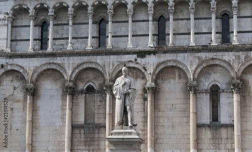 Francesco Burlamacchi, Piazza San Michele Lucca