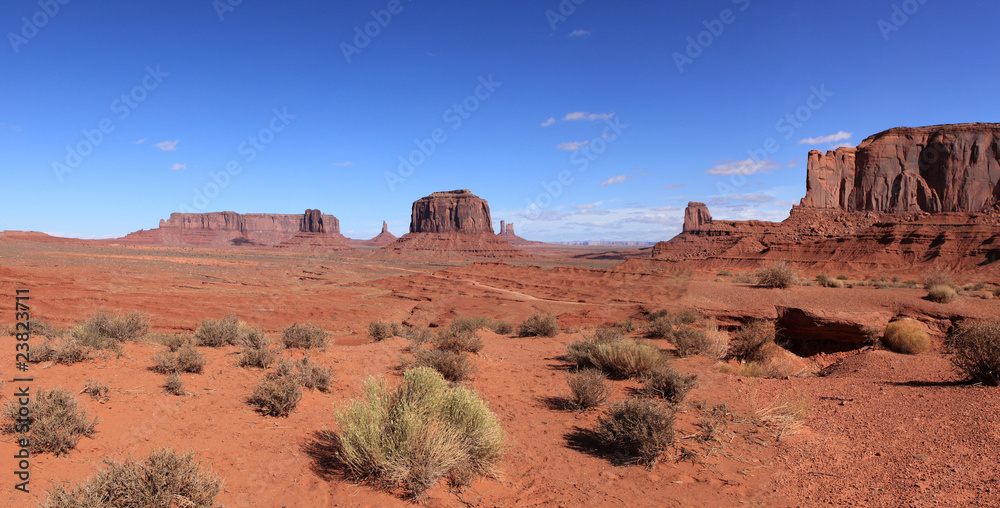 panorama sur monument valley