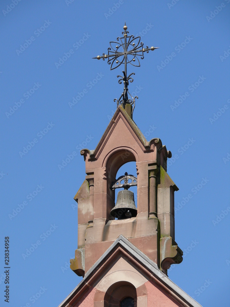 Turm der St. Leo-Kapelle in Eguisheim Turm der St. Leo-Kapelle in Eguisheim