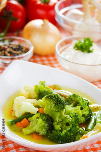 Broccoli and cauliflower soup