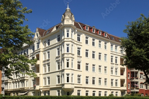 Wohnhaus, Hausfassade, Mietswohnungen, Deutschland