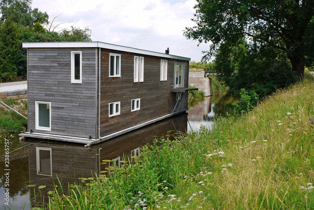 maison sur l'eau maison sur l'eau