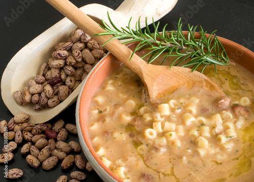 pasta e fagioli photo