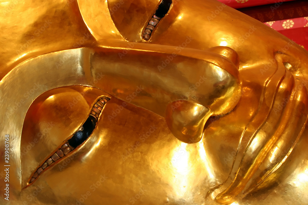 Face of Golden Buddha