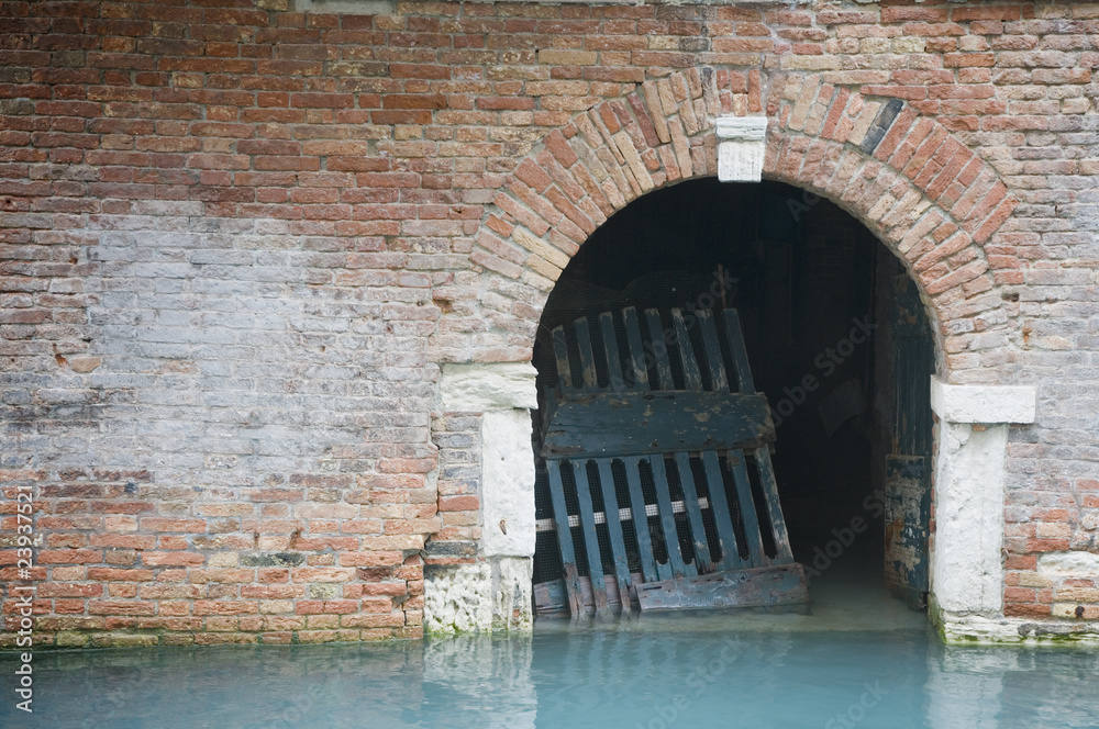 Fototapeta premium venetian boat garage