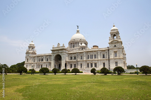 Victoria Memorial corner shot.