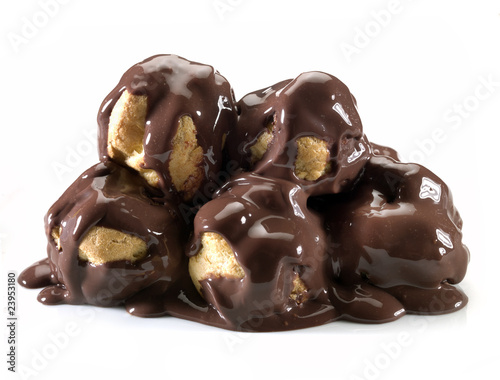 фотографія profiterole, classic italian dessert with chocolate