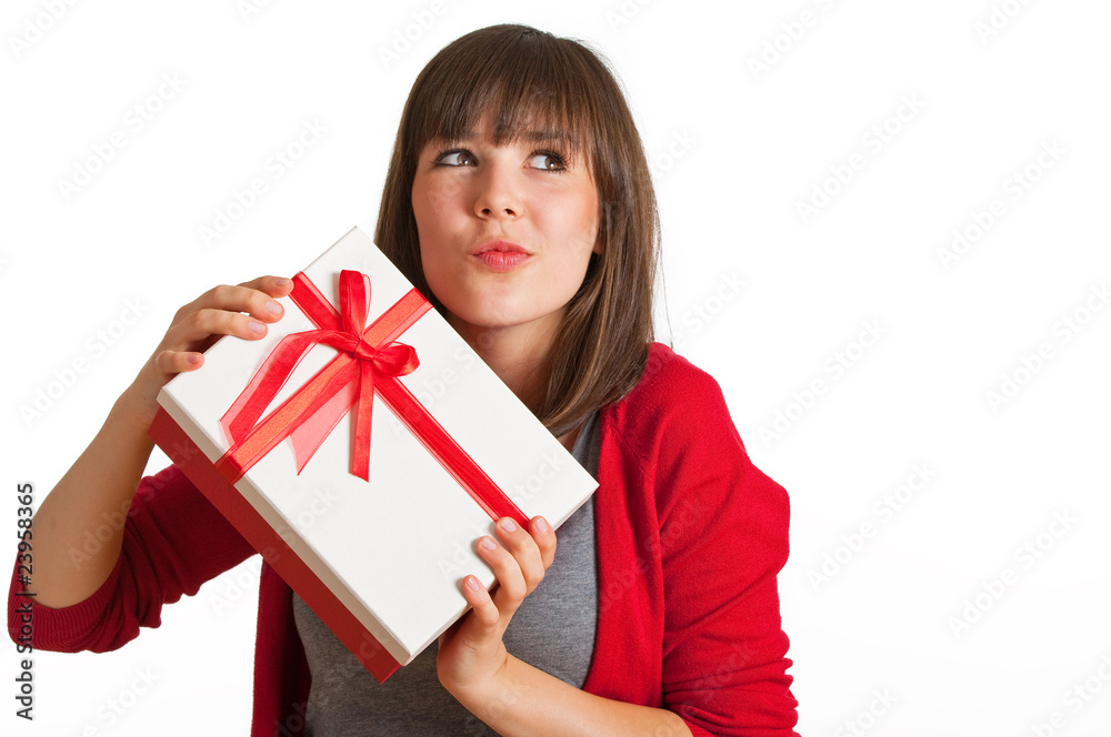 verliebte Frau mit Geschenk verliebte Frau mit Geschenk