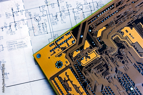 schematic diagram  and electronic board