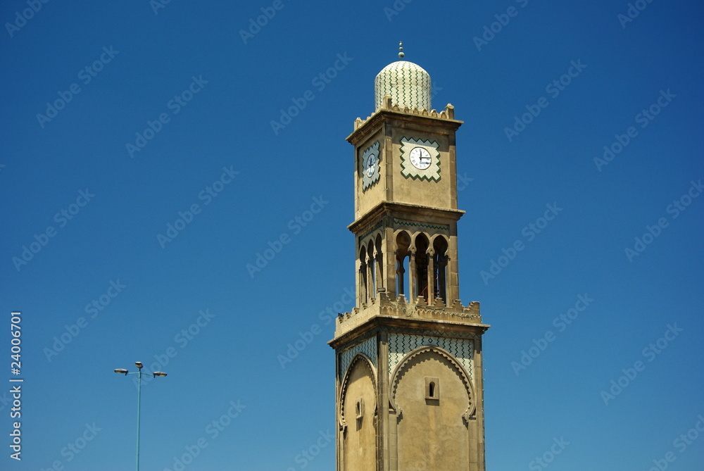 Horloge à l'entrée de la médina de Casablanca