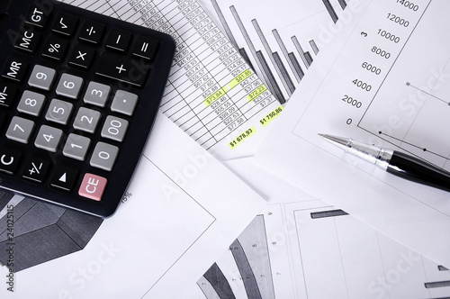 Business and the financial reports