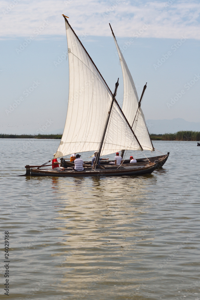 Barcos de vela latina, en España