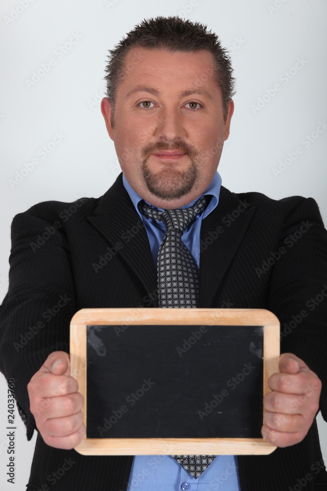 Portrait d'un homme d'affaires en garde à vue Portrait d'un homme d'affaires en garde à vue