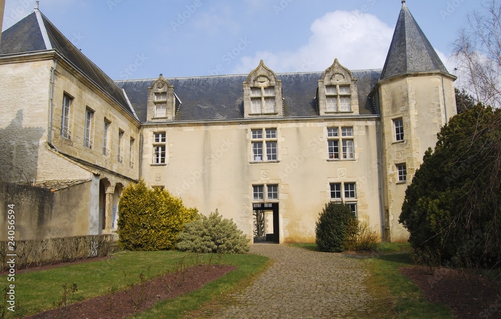 Saint-Maixent l'école : Hôtel de Balisy