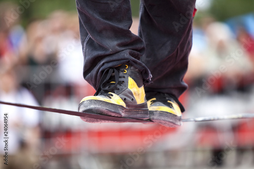 Nahaufnahme beim Slacklining