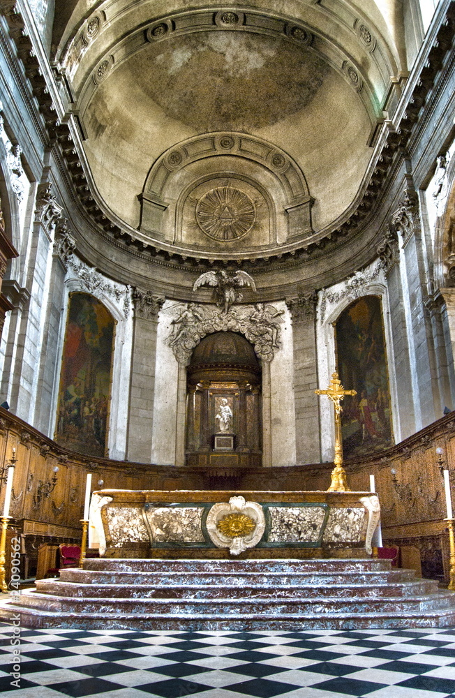 Obraz premium Choeur de la Cathédrale de Nancy en HDR