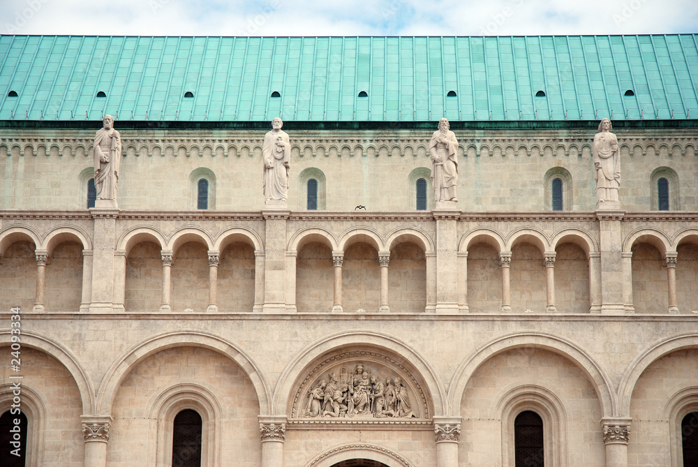 Obraz premium Kathedrale Pécs, Kirchenschiff Detail