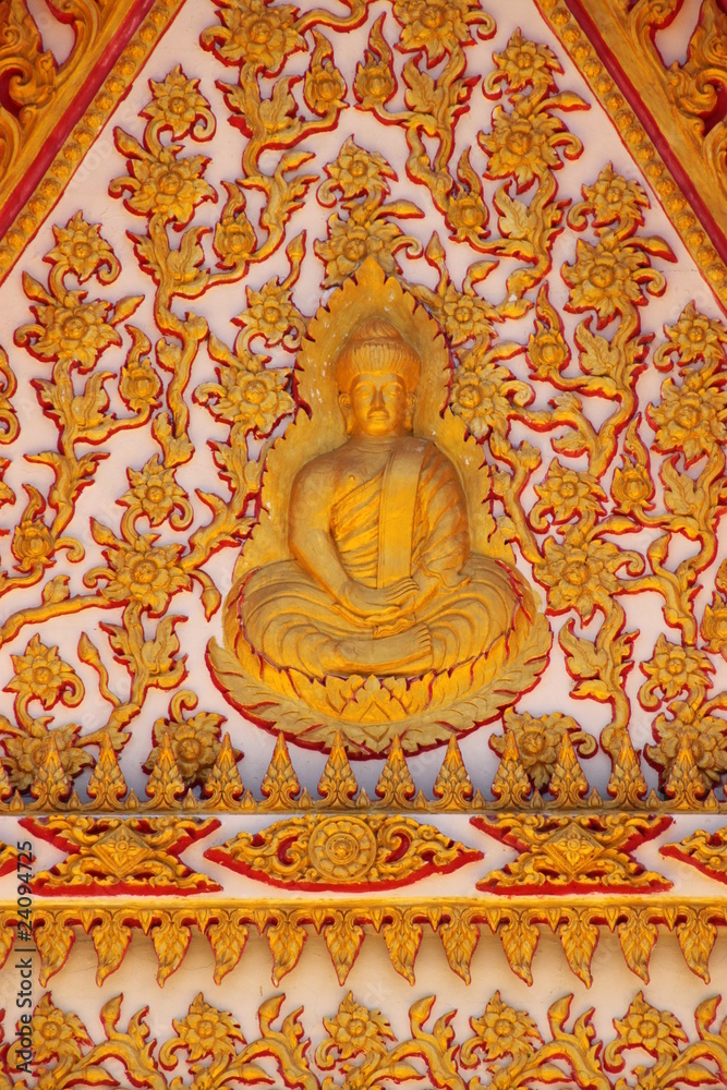 Fototapeta premium art on gable of temple, Wat Wang Pla Do, Borabue, Mahasarakam