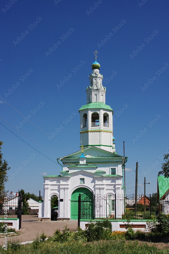 Obraz premium church on a background blue sky