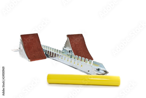 Starting block and baton