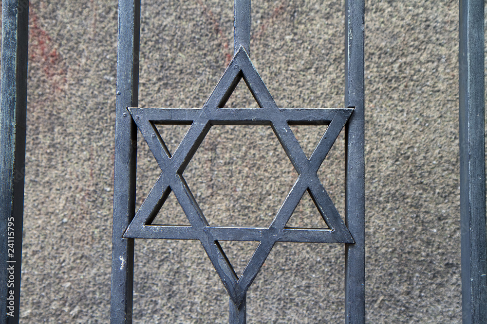 Naklejka premium Stella di David all'ingresso del cimitero ebraico di Praga