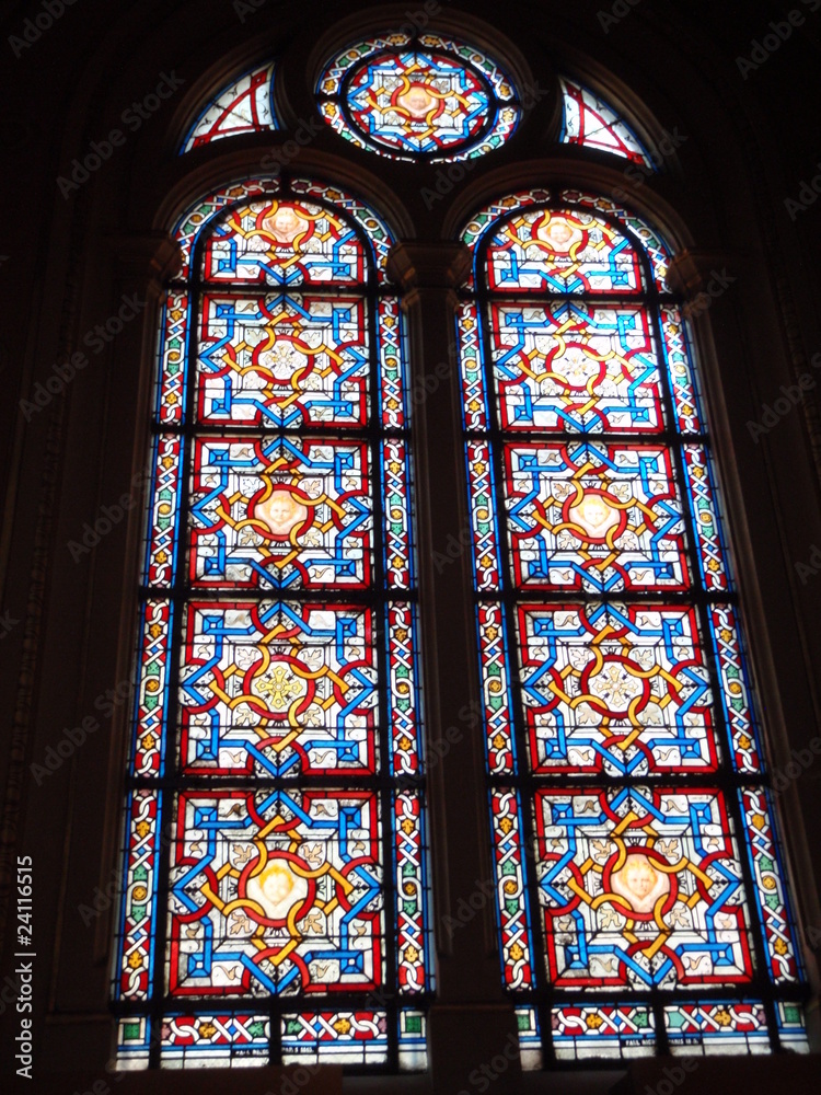 Vitrail de l'église de la Sainte Trinité à Paris	