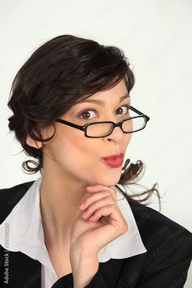 Portrait d'une femme avec des lunettes de vue Portrait d'une femme avec des lunettes de vue