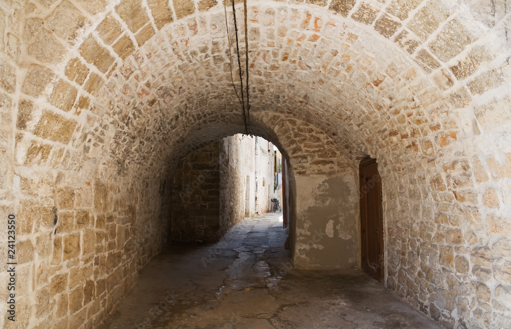 Arch in Bitetto Oldtown. Apulia.