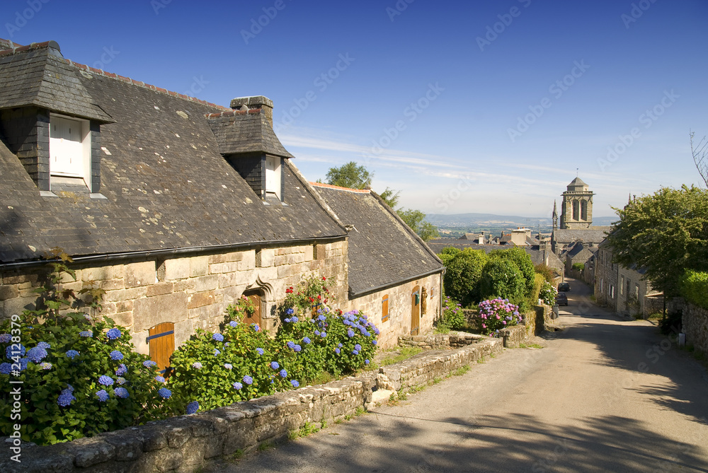 locronan en bretagne