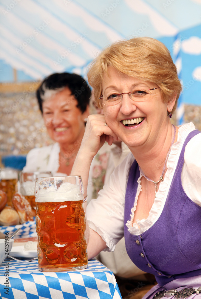 frauen lachen frauen lachen